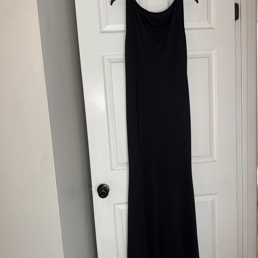 Elegant Black Maxi Dress